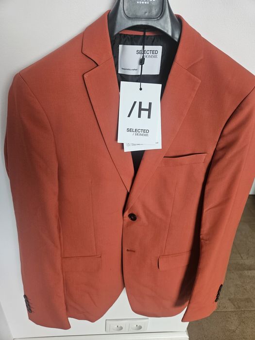 Wyjątkowy Garnitur Męski