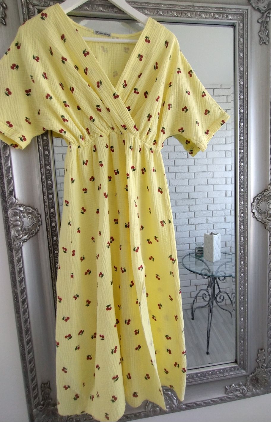 Żółta muślinowa letnia sukienka z wisienkami Xl