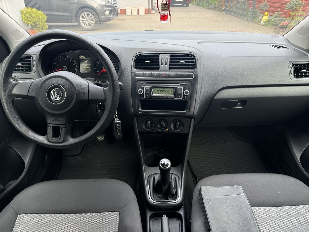 VW Polo 1.4 MPI 86 KM sprowadzony 2010 zarejestrowany klima sprawna