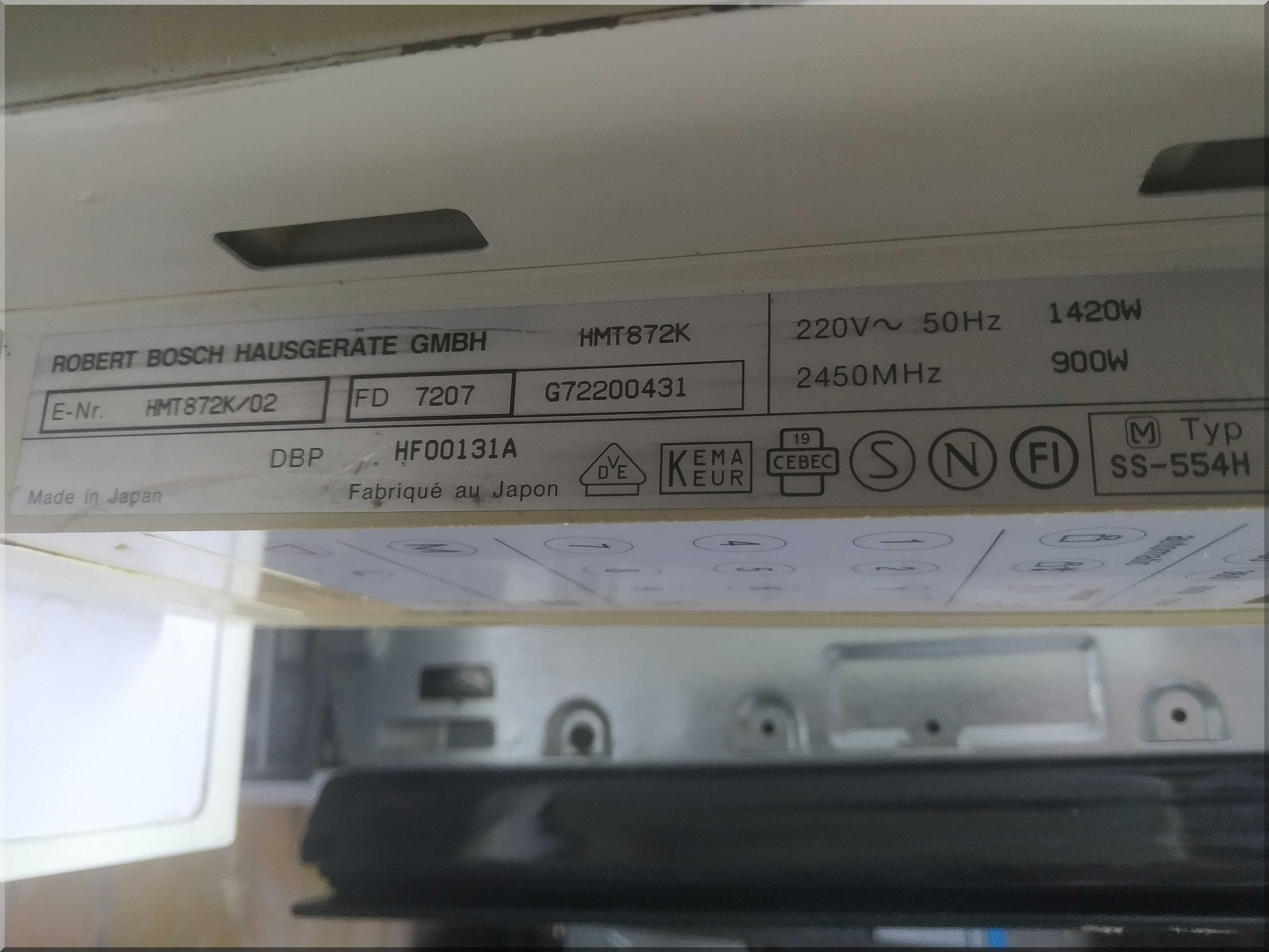 Kuchenka Mikrofalowa Bosch HMT872K Duza