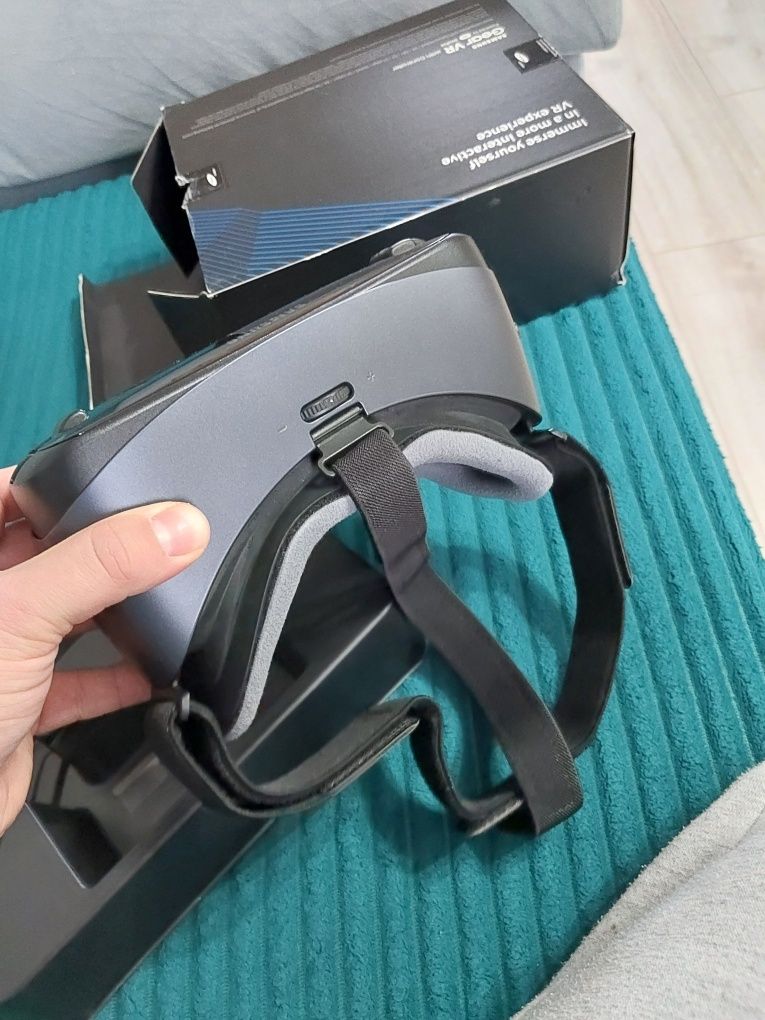 Gear VR with Controller