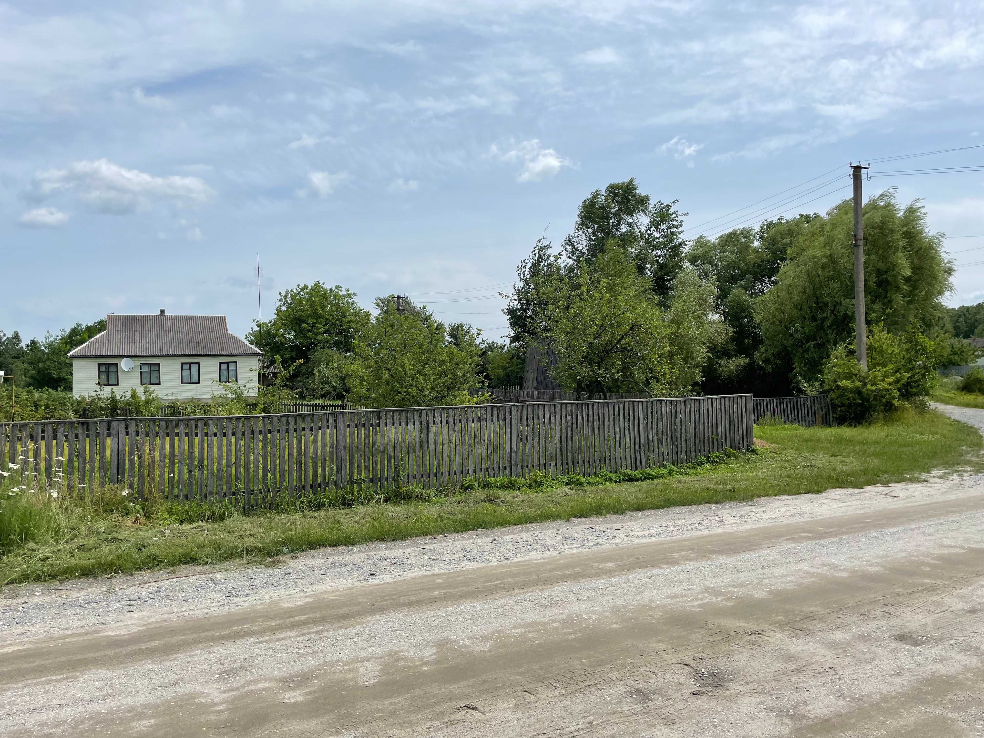 Продам будинок м. Баранівка (мікрорайон Заріччя)