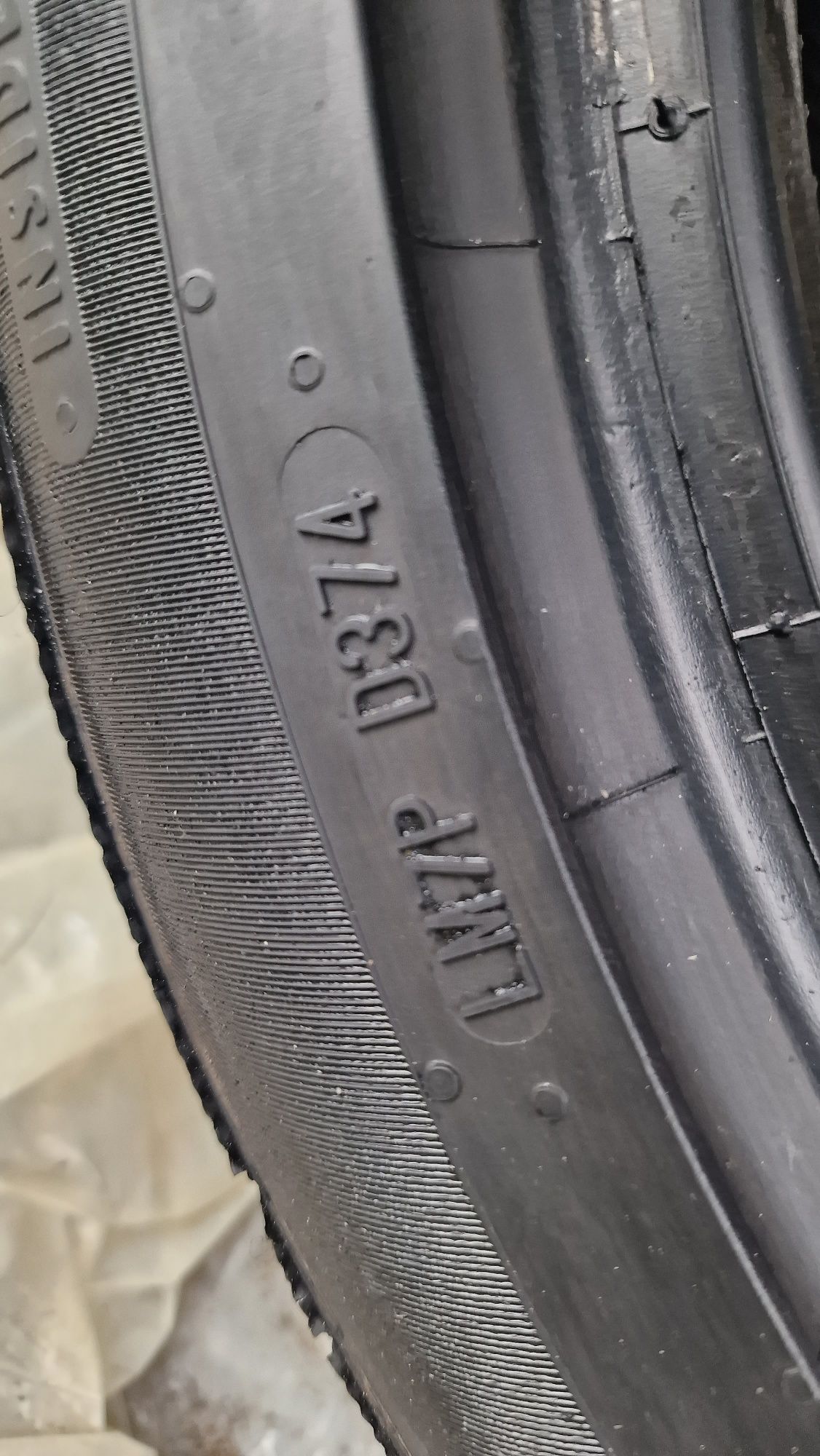 Opona Continental zimowa 205/50 R17 (1 szt)