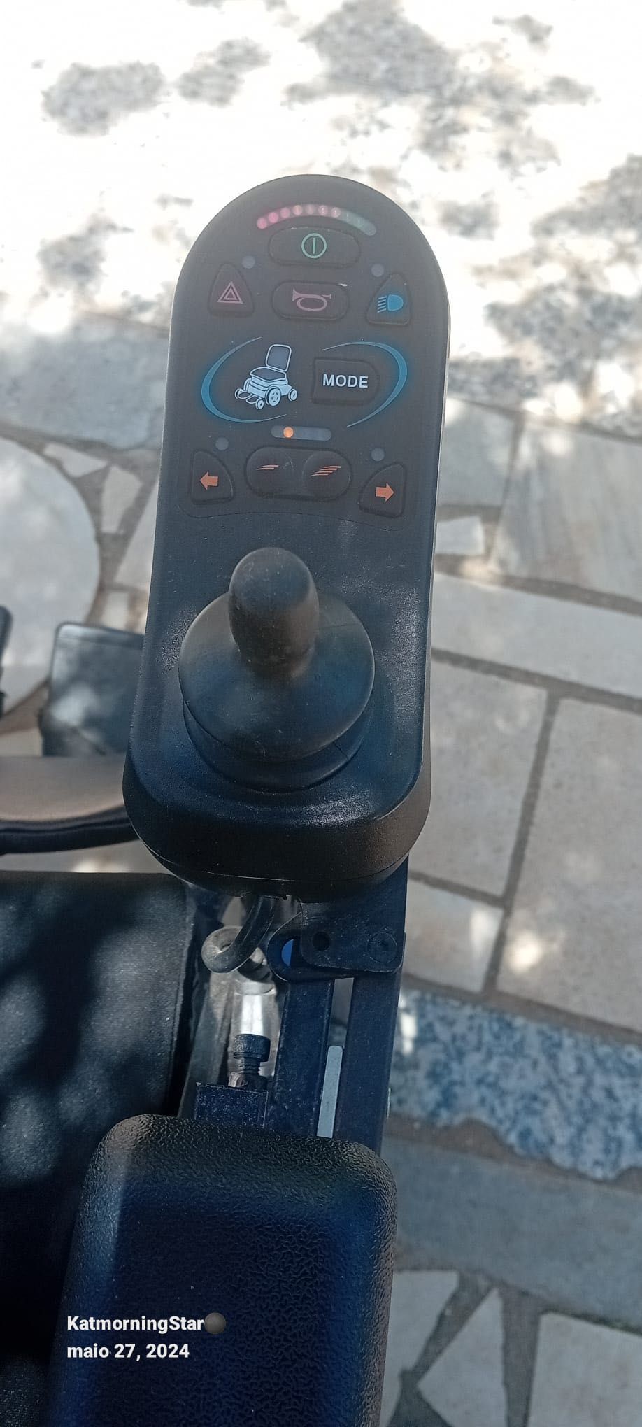 Cadeira Eléctrica - pouco uso