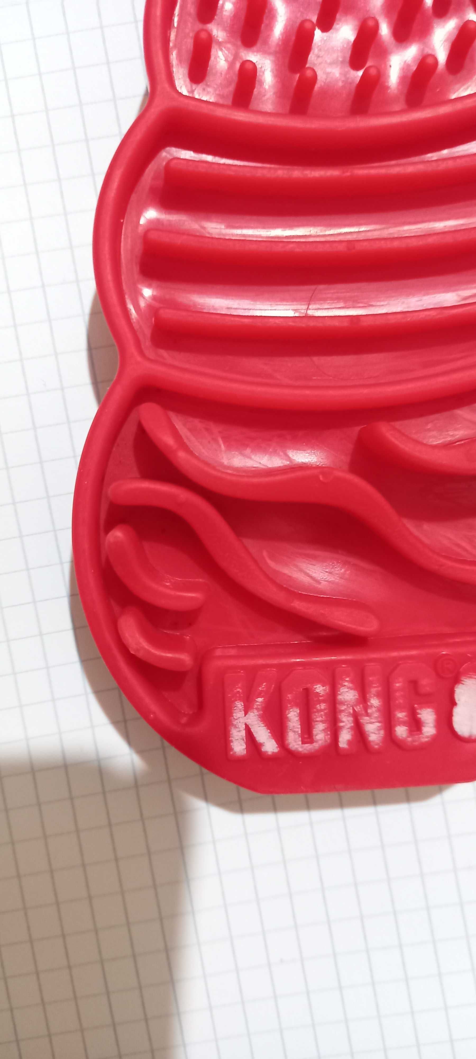 Kong Licks Brinquedo para Snacks para cães - S