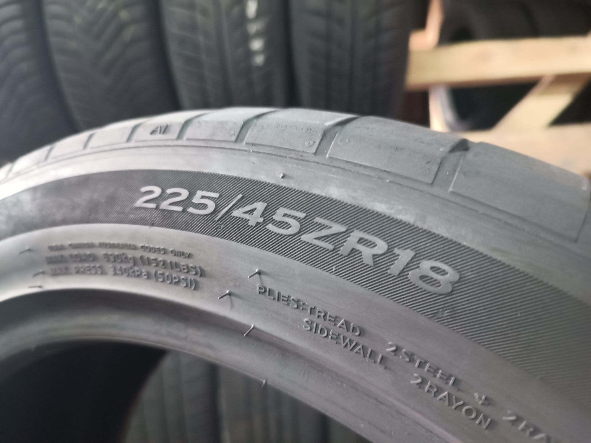 Літні шини HANKOOK 225/45 R18 резина Р18
