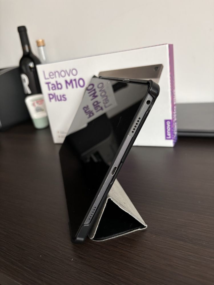 Tablet Lenovo M10 Plus 128 GB w idealnym stanie