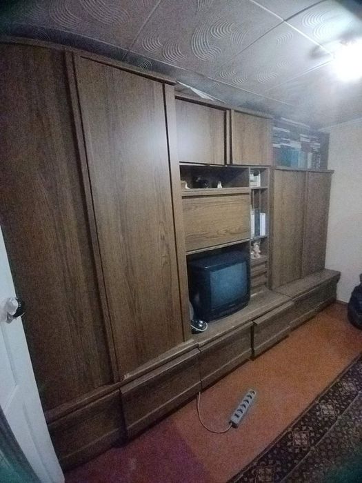 Продам дачу поруч з містом.