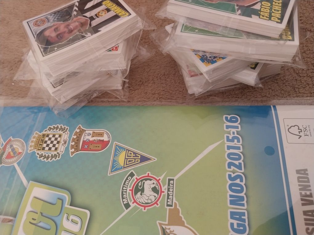 Liga Nos 2015/16 caderneta+cromos
