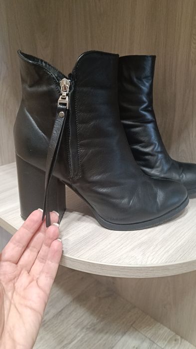 Ботинки зимові. 39 розмір.