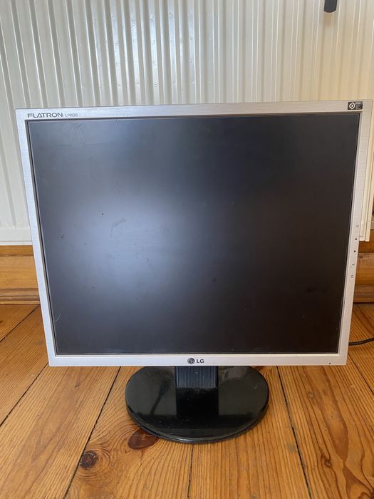 Монітор lg