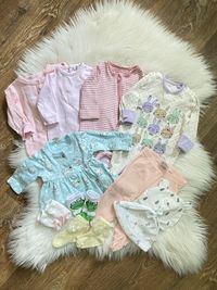 Комплект одягу на немовля дівчинку 0-1 міс