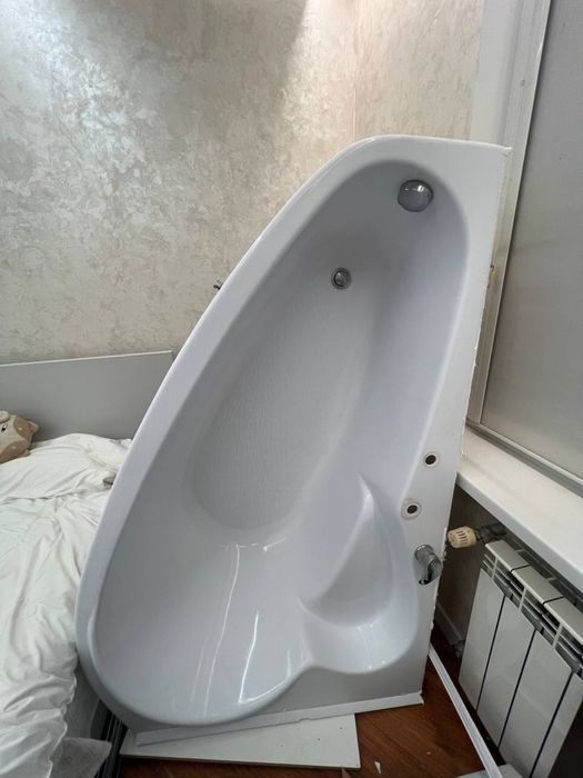 Продам Ванну Акрилову