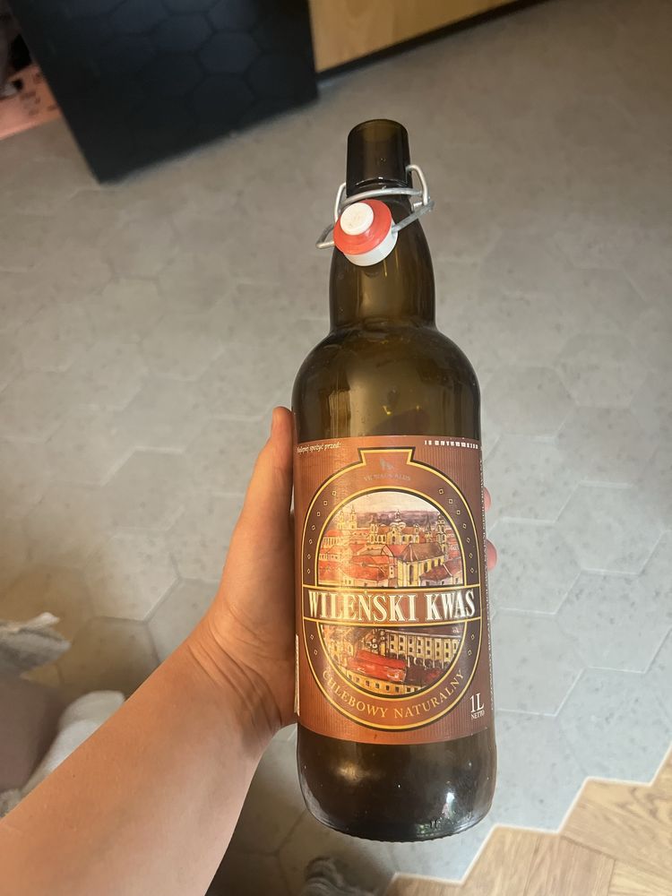 Szklane butelki z patentowym zamknięciem