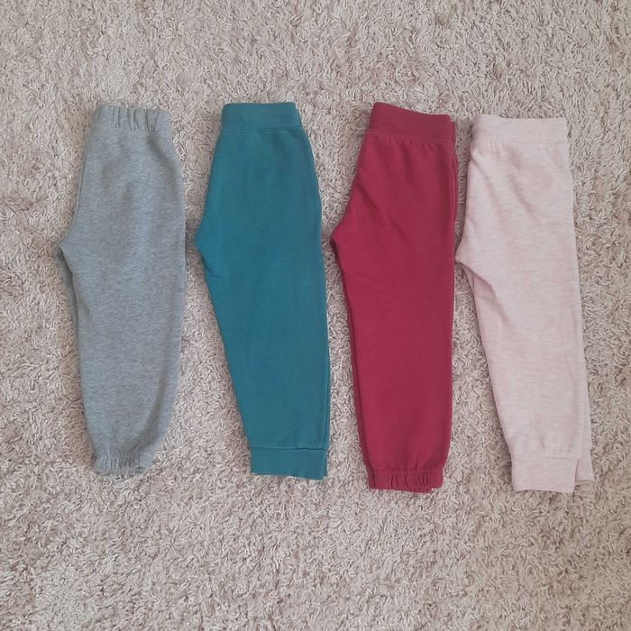 Spodnie dresowe dla dziewczynki rozmiar 92