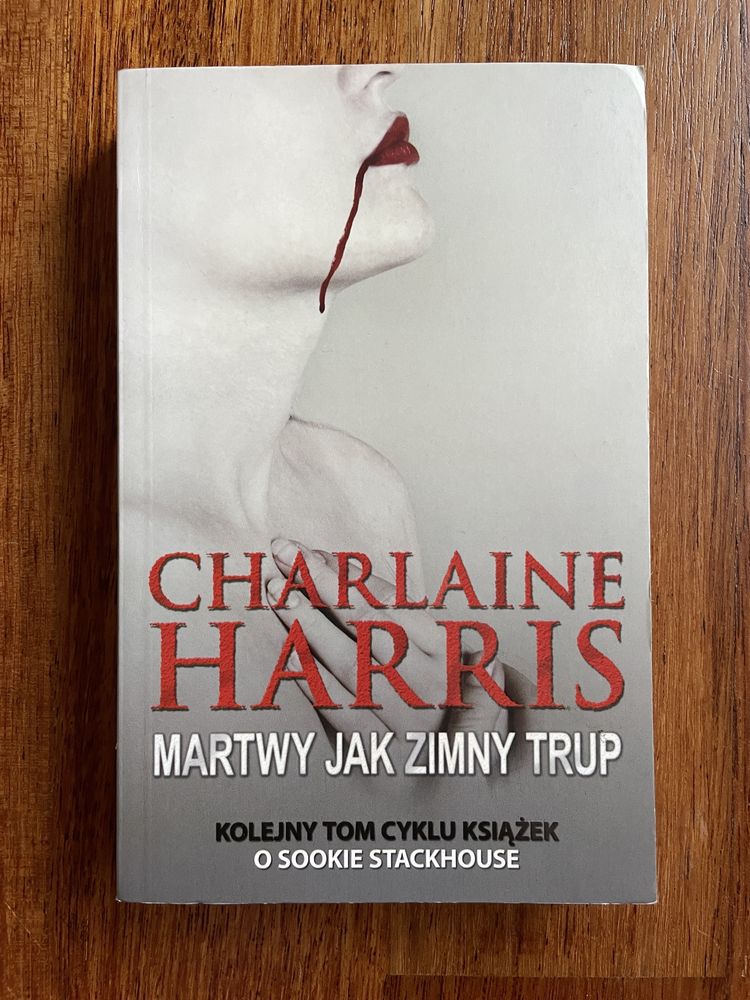 Martwy jak zimny trup - Charlaine Harris