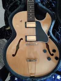 Guitarra Gibson ES-135 com case