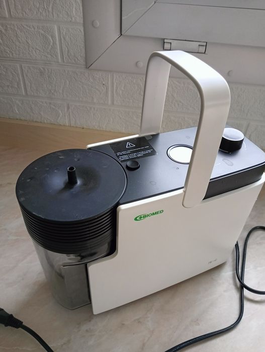 Отсасыватель медицинский "БИОМЕД" модель 7E-C