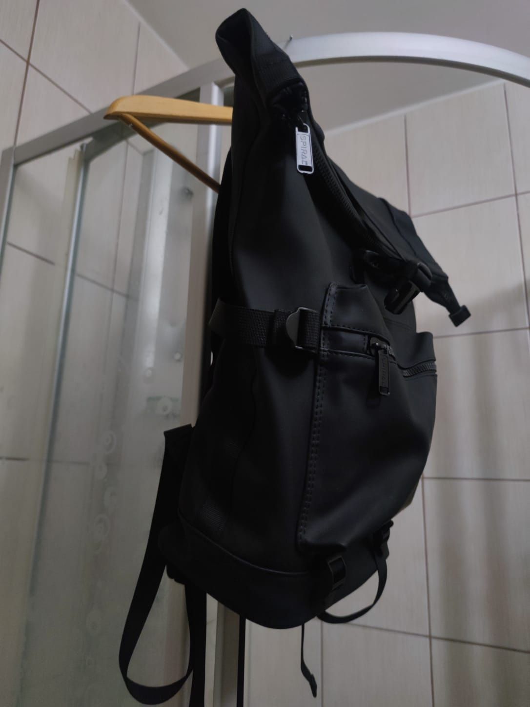 plecak plecaczek męski Spiral sportowy na laptopa elegancki. zapinany