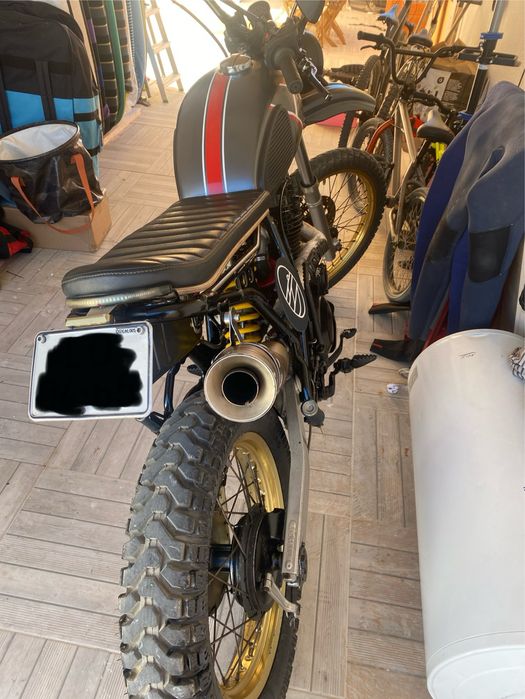 Yamaha xt600 scrambler