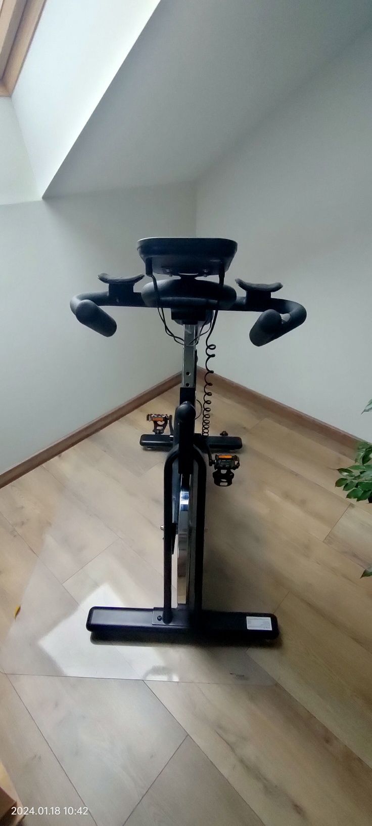 Rowerek stacjonarny Zipro Halo 2