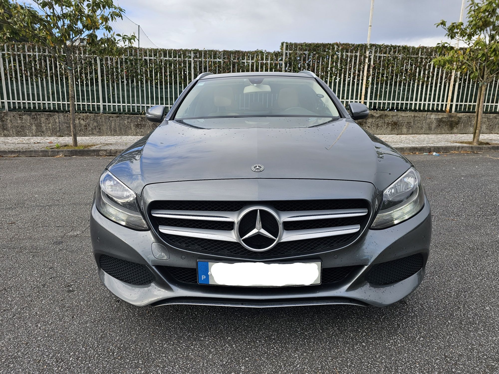 Carrinha Mercedes c180