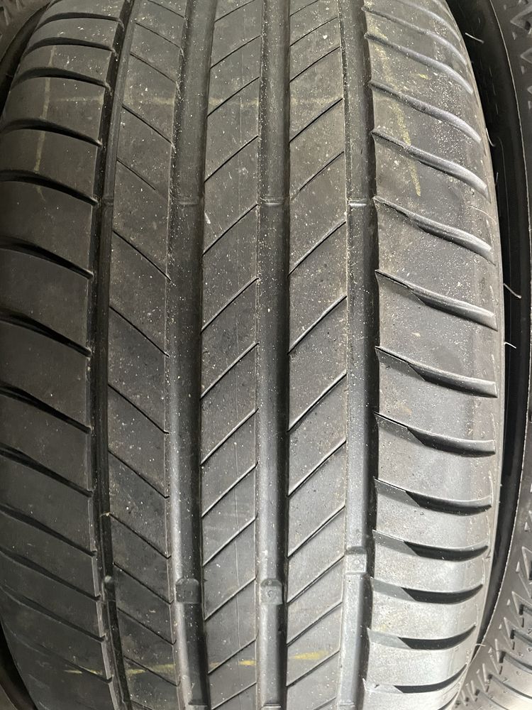 225/45 R17 Bridgestone Turanza T-005