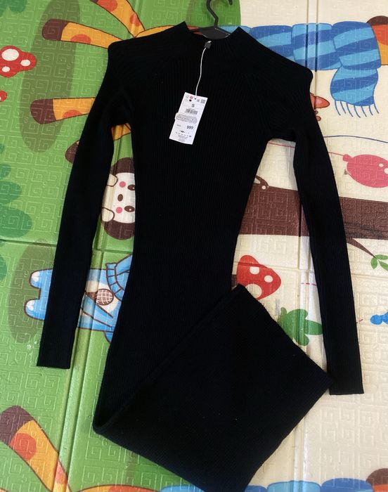 Нове плаття в рубчик фірми Rezerved