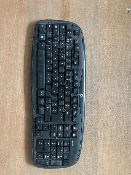 Teclados com e sem fio