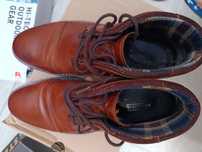 Botas impecáveis