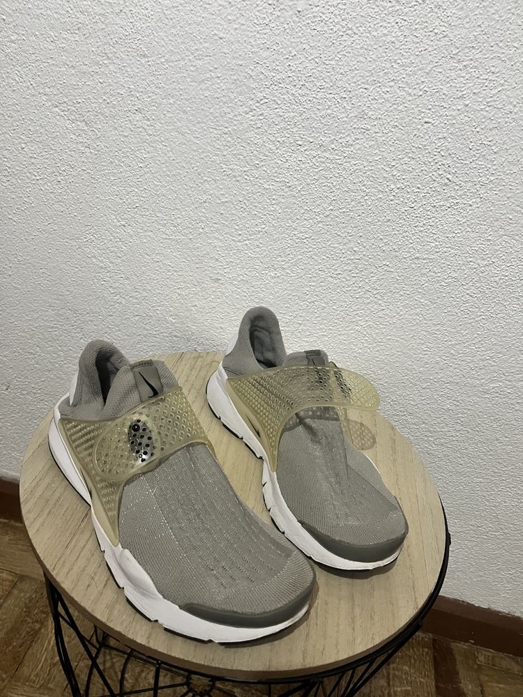 Ténis RARO- Nike Sock Dart