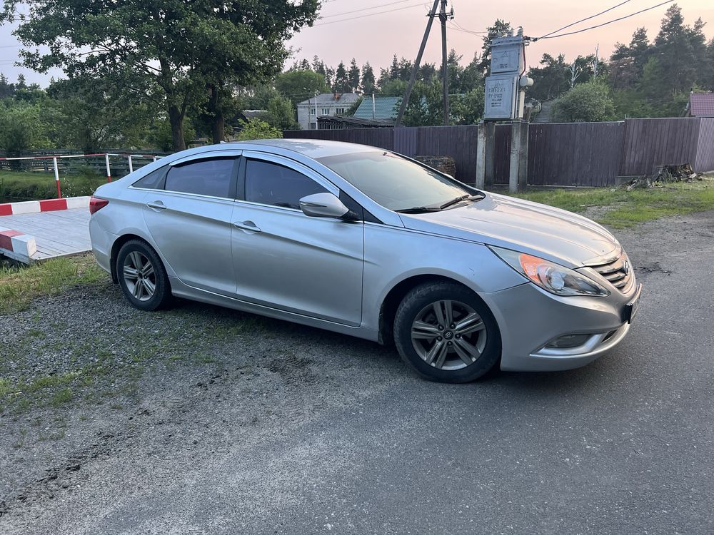 Продам Hyundai Sonata 2014 р 2.0 газ