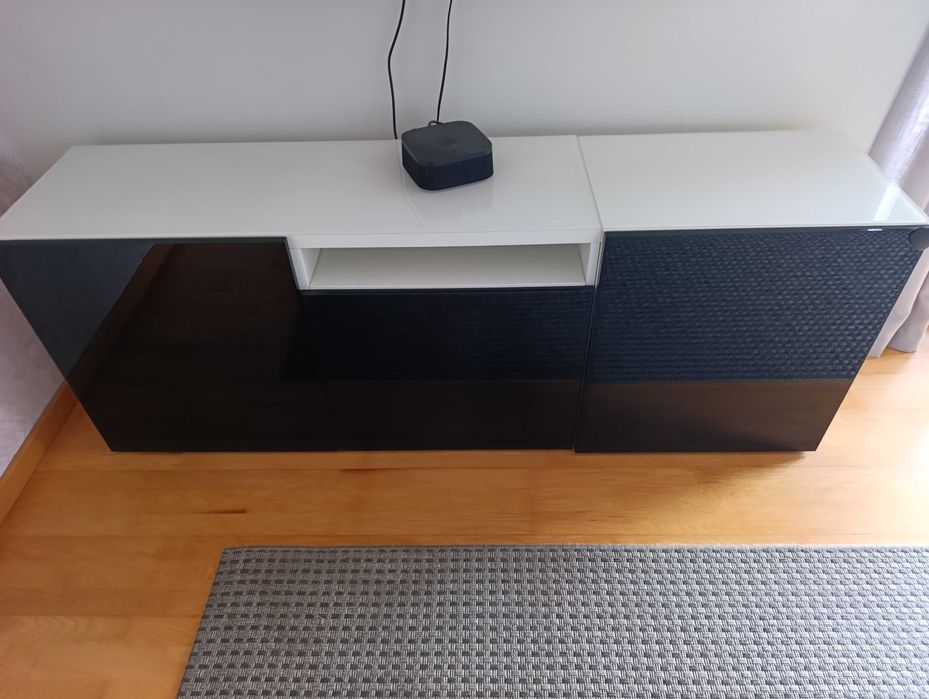 Móvel tv IKEA / BESTA em bom estado