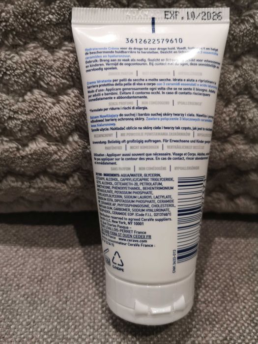 Krem CeraVe Feuchtigkeits