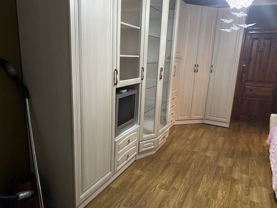 Здам 1к Квартиру вул.Космонавтів 52 Можливо на Короткий Термін Оренди