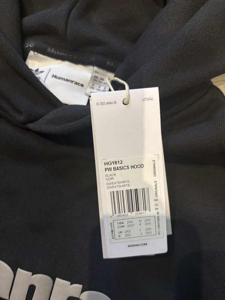 Реглан Adidas Originals Human Race