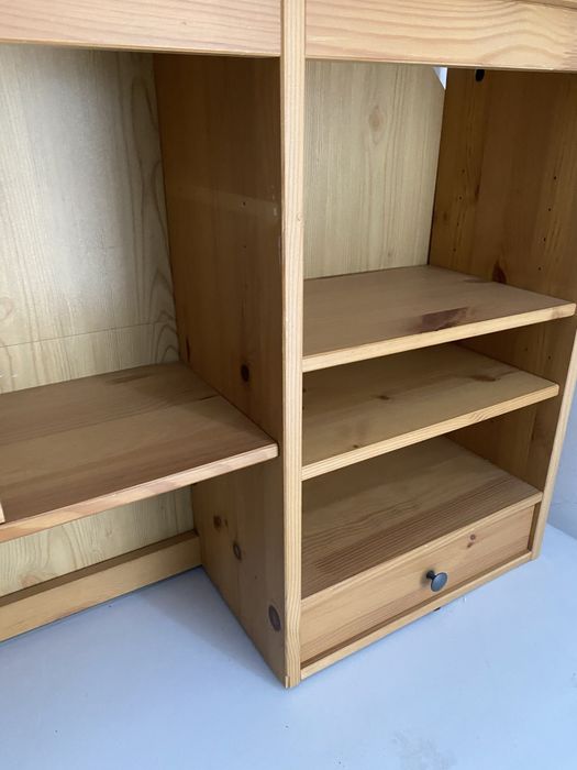 Móvel com 2 gavetas