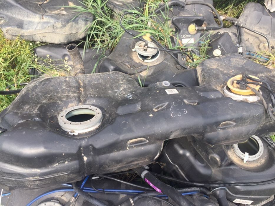 Паливний насос ТНВД насос бак BMW БМВ E60 е70 е71 х5 х6 X5 E53 E65