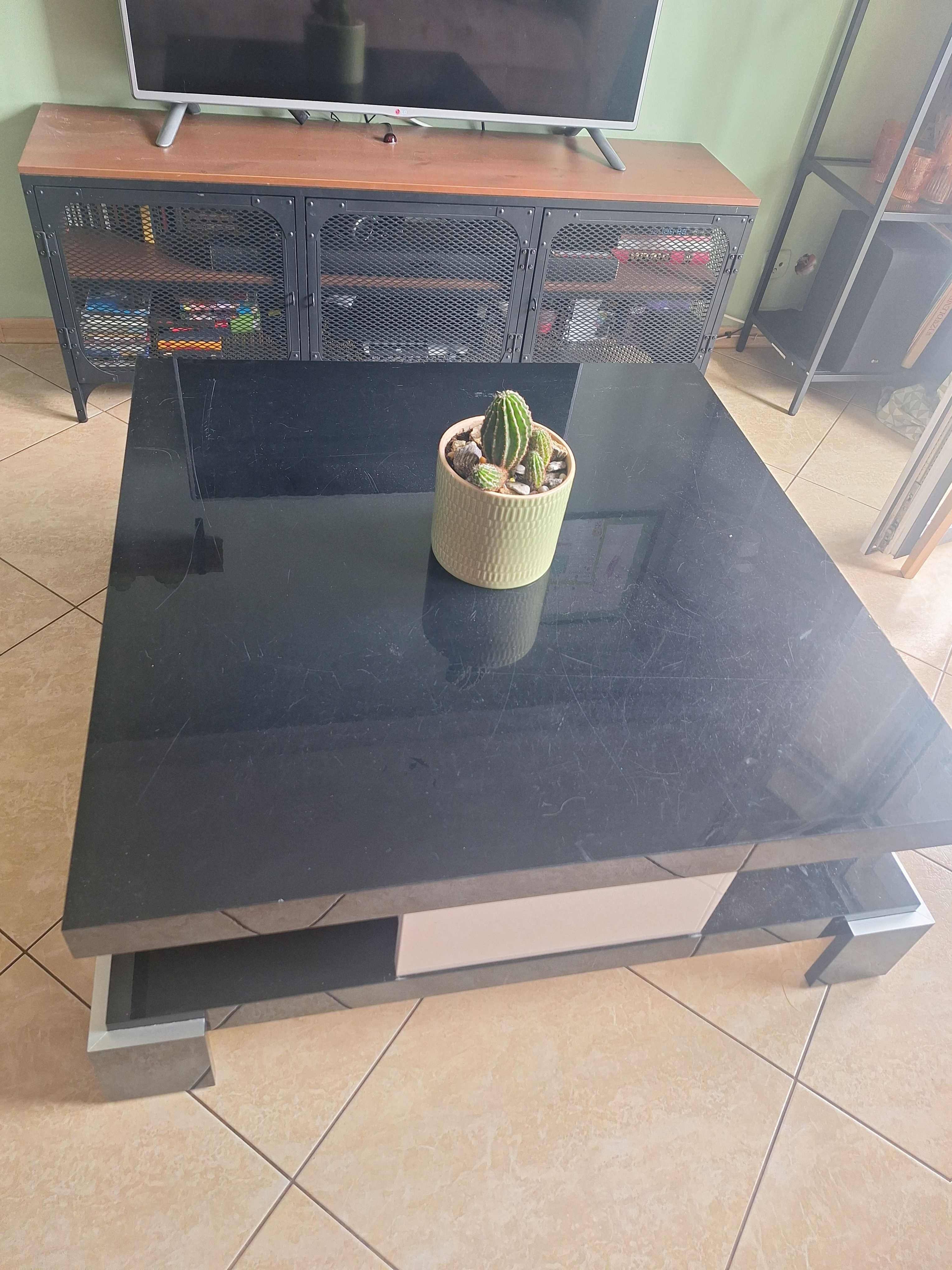 Oddam za darmo stół kawowy