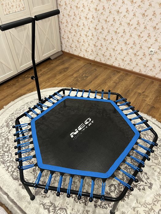 Фітнес батут з ручкою