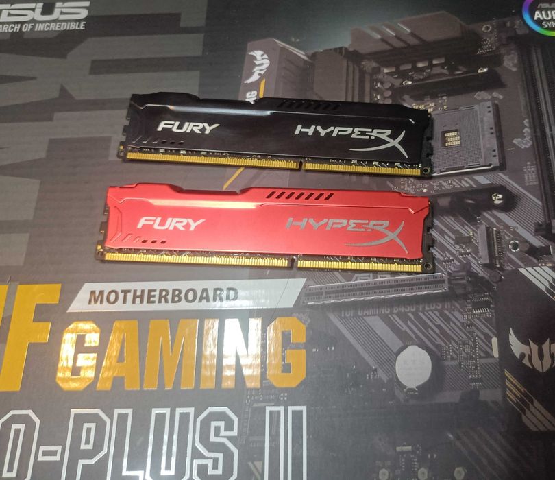 Pamięć RAM DDR3 FURY HYPERX {16gb w dwóch kościach)