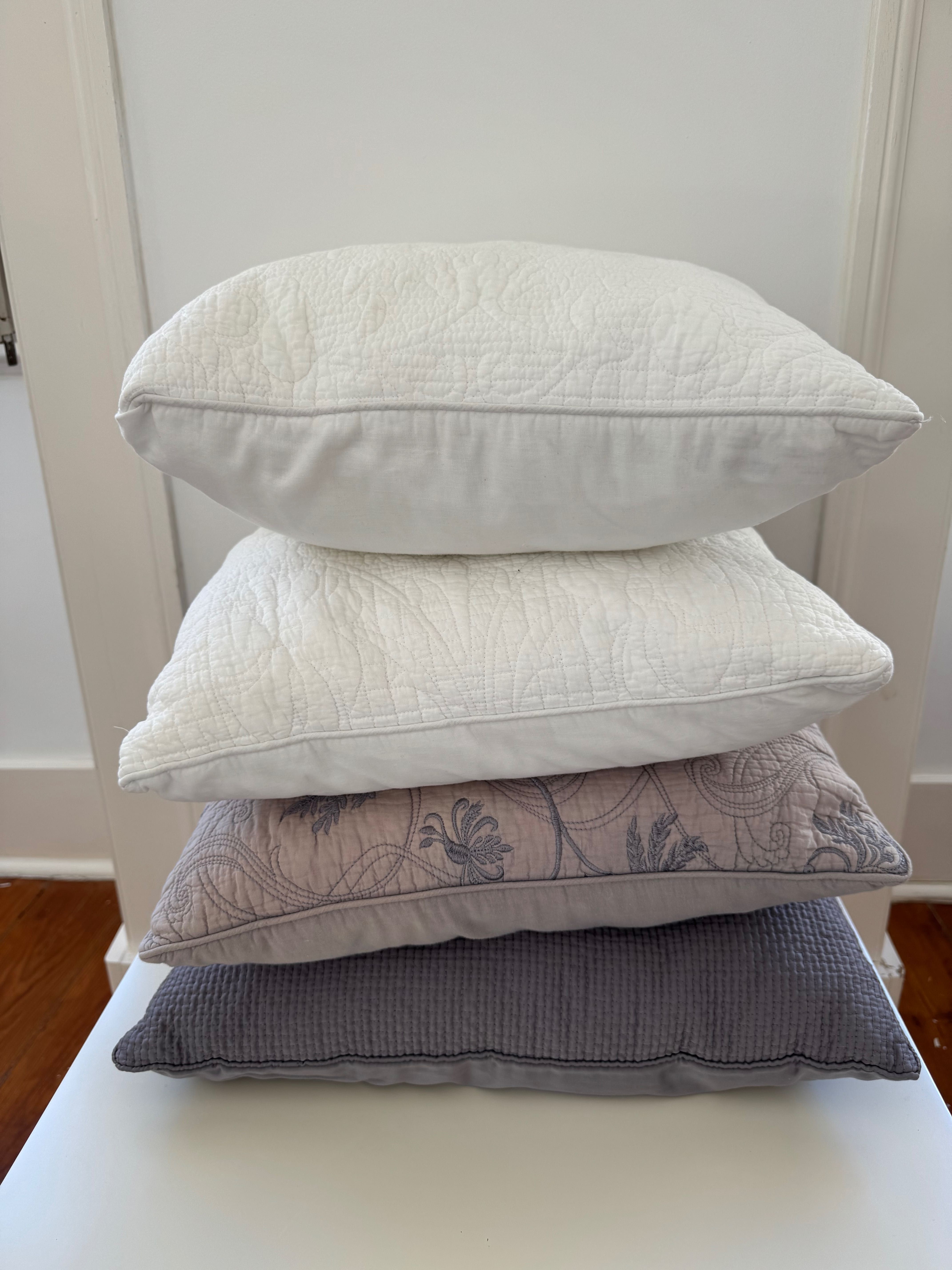 ZARA HOME ( almofadas + mantas )