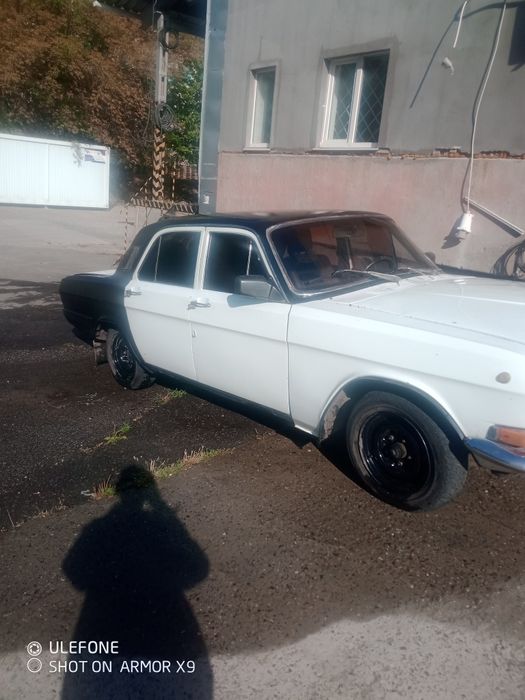 Продам автомобиль газ 24