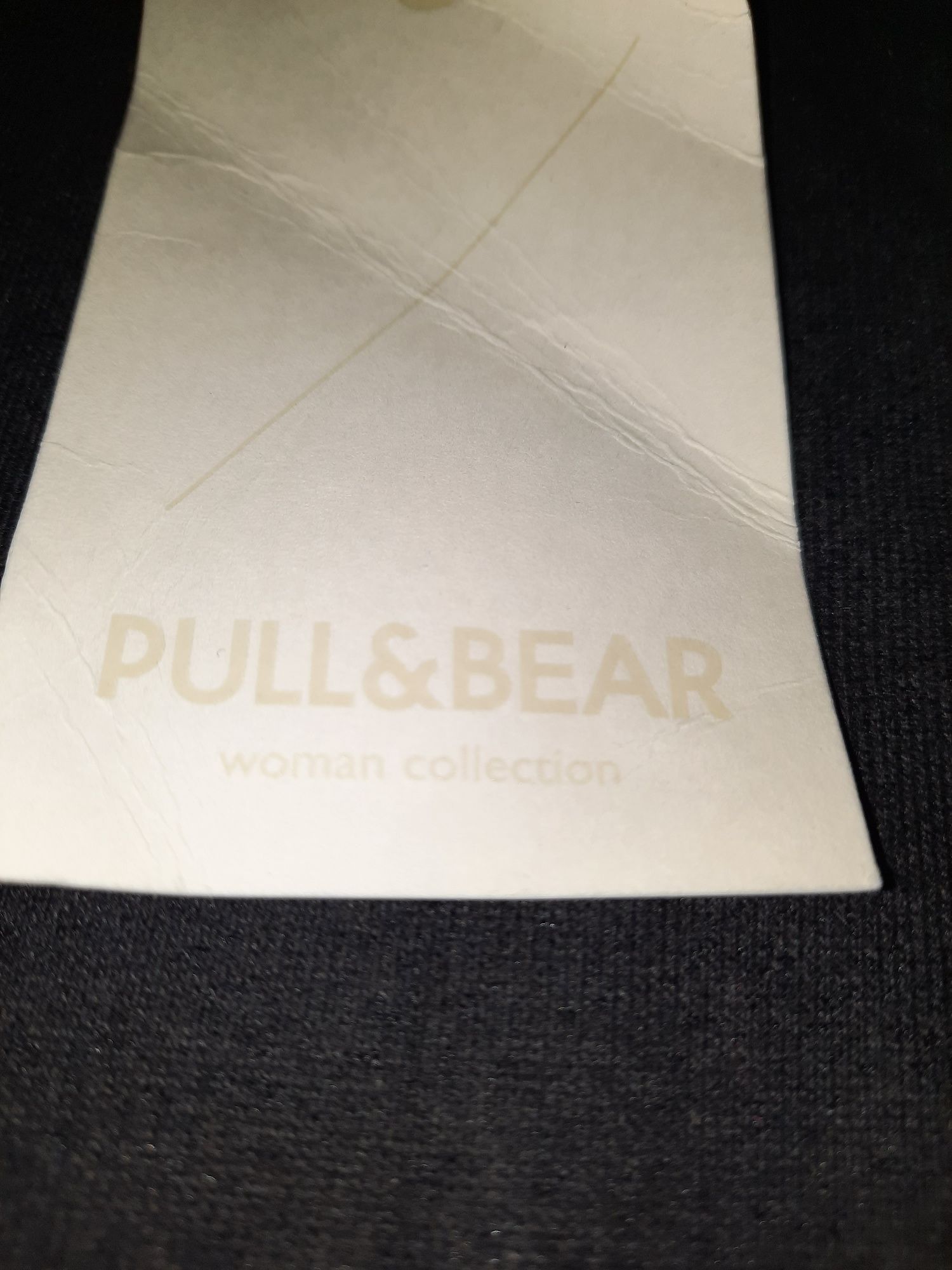 Фирменный свитшот Pull&Bear оверсайз.