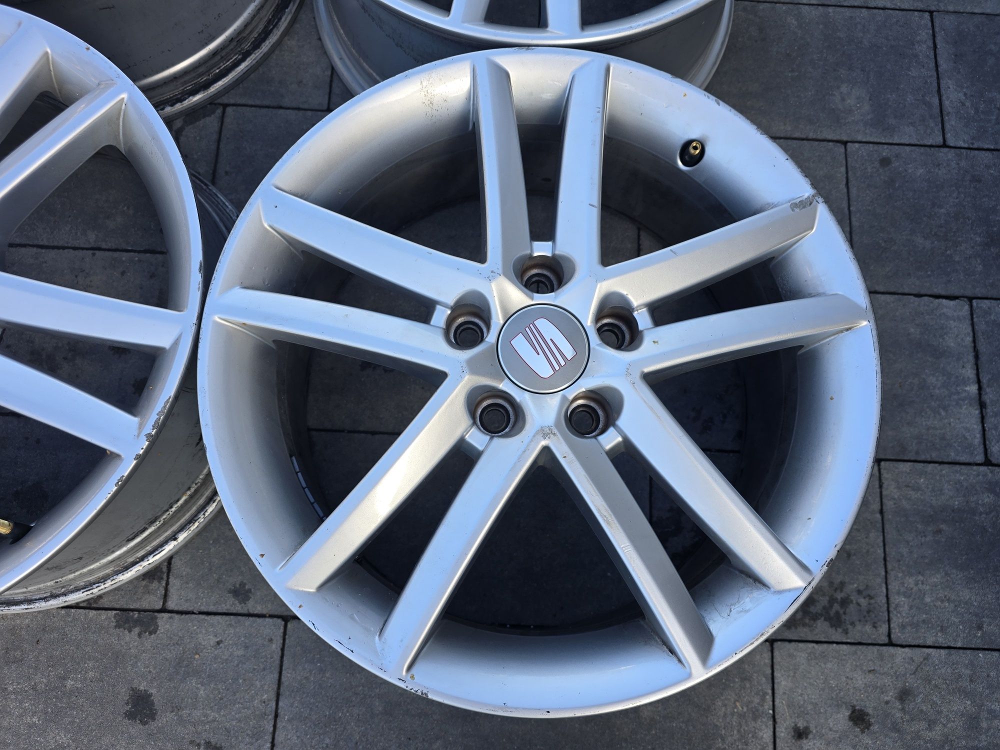 Alufelgi 17' seat Leon, altea