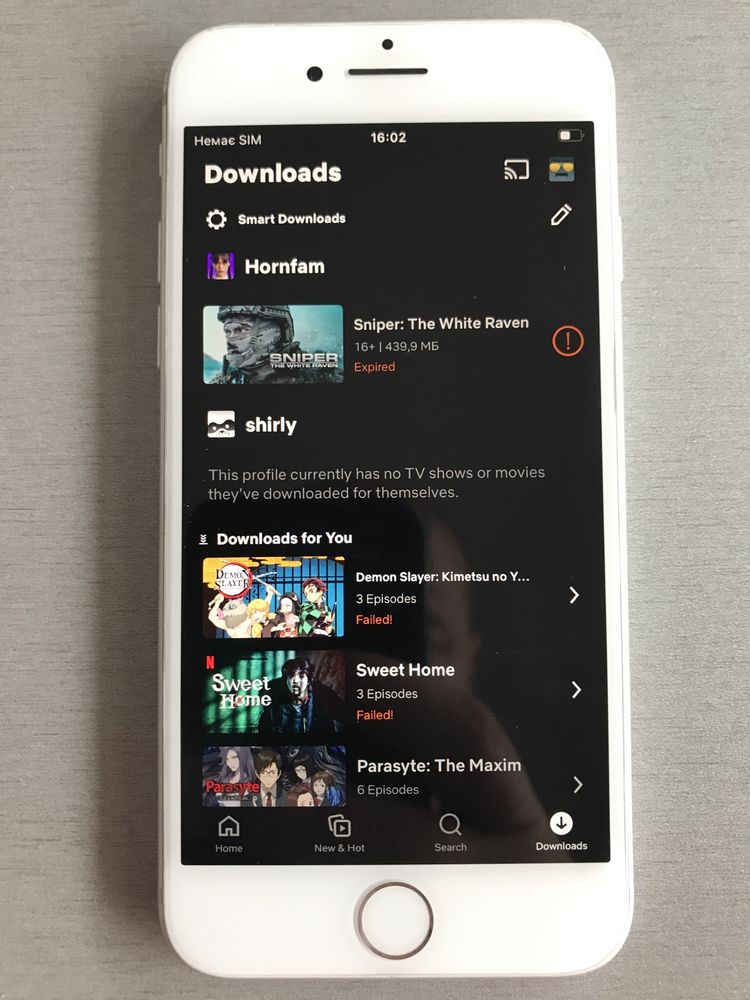 Iphone 8/64GB з Netflix та багатьма купленими Іграми