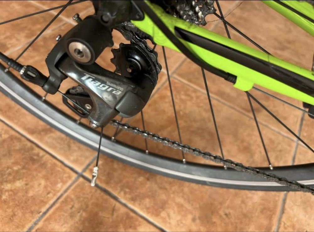 Bicicleta corrida Cannondale