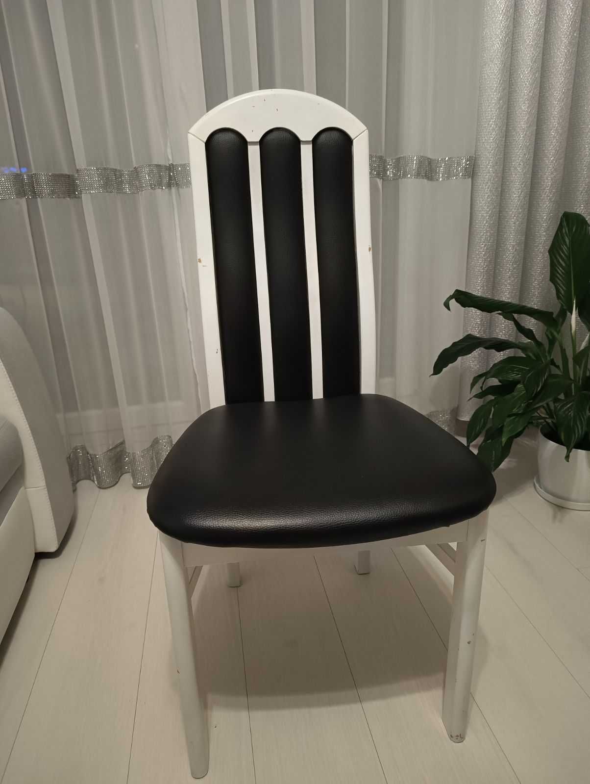 Krzesła  używane