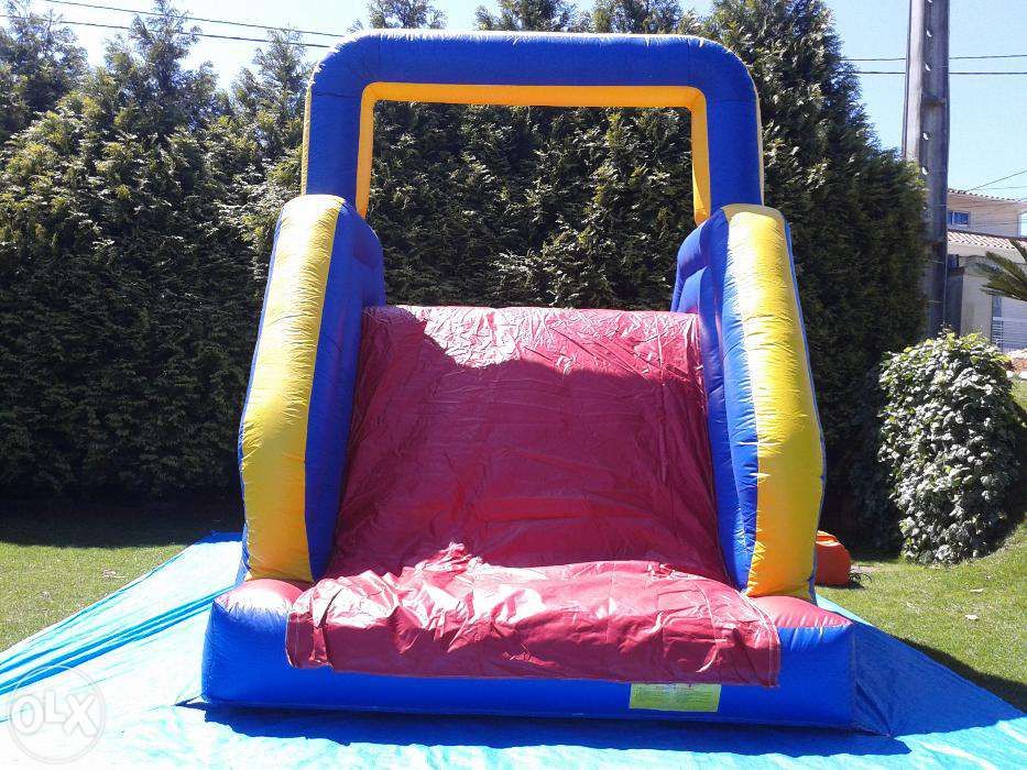 Insufláveis, animação de festas, pinturas faciais