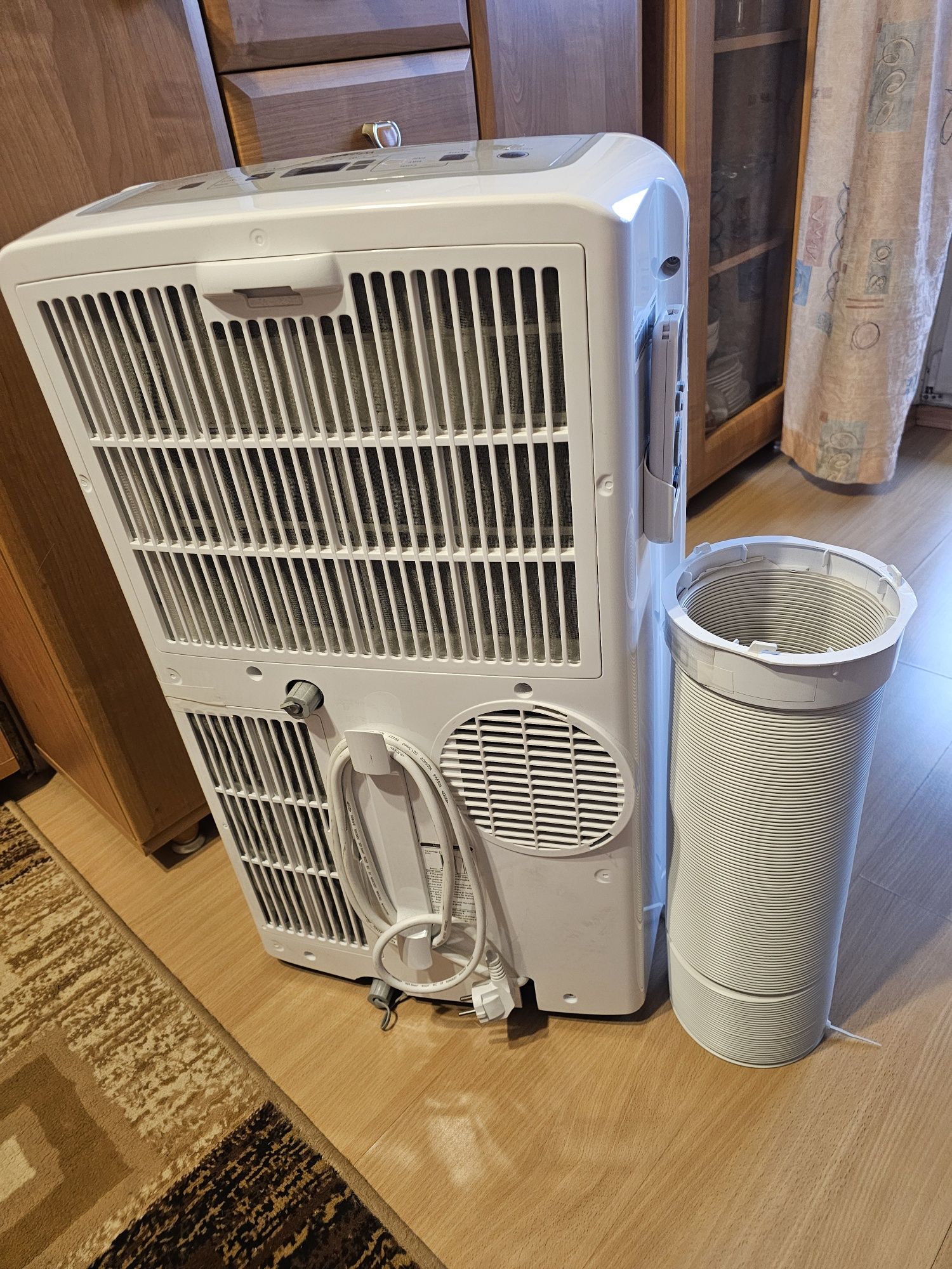 Klimatyzator przenośny Whirlpool PACW29COL